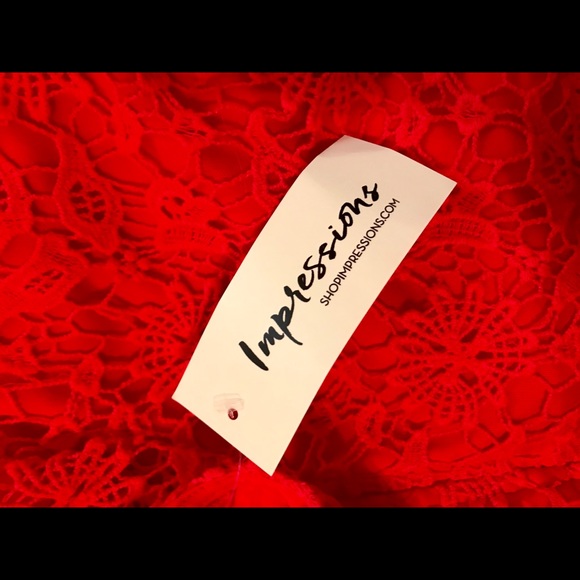 Red Lace Midi Dress - Picture 4 of 4